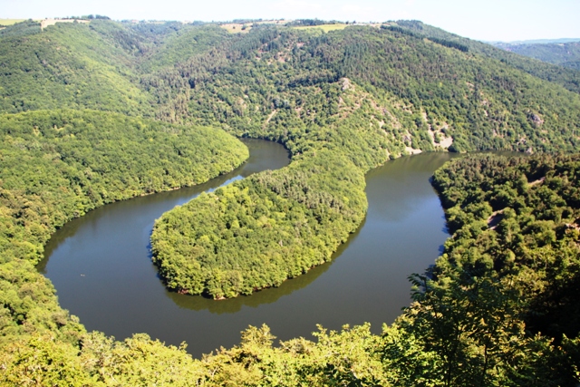 ________________ Le méandre de Queuille (vallée de la Sioule)